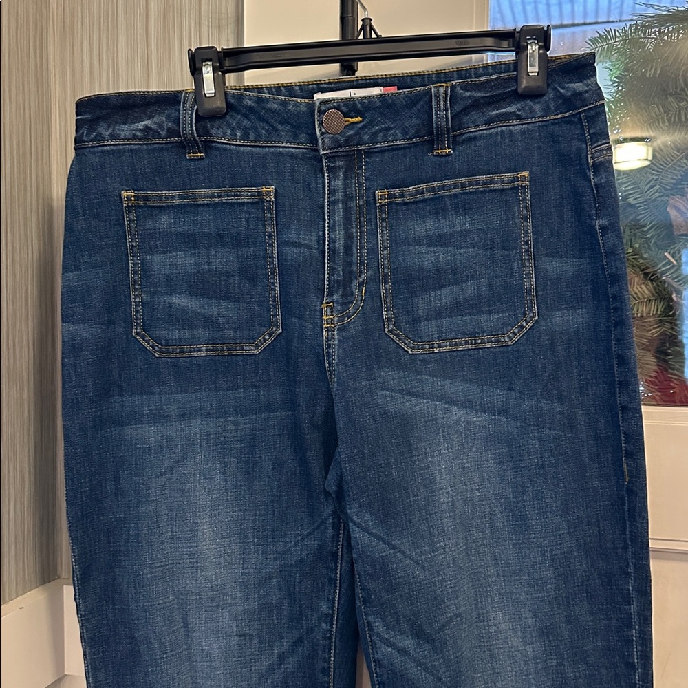 Classic Blue Women's Jeans - Picture 2 of 4